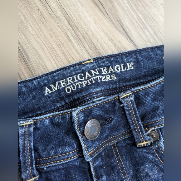 American Eagle Cut Off Jean Shorts - Picture 3 of 4